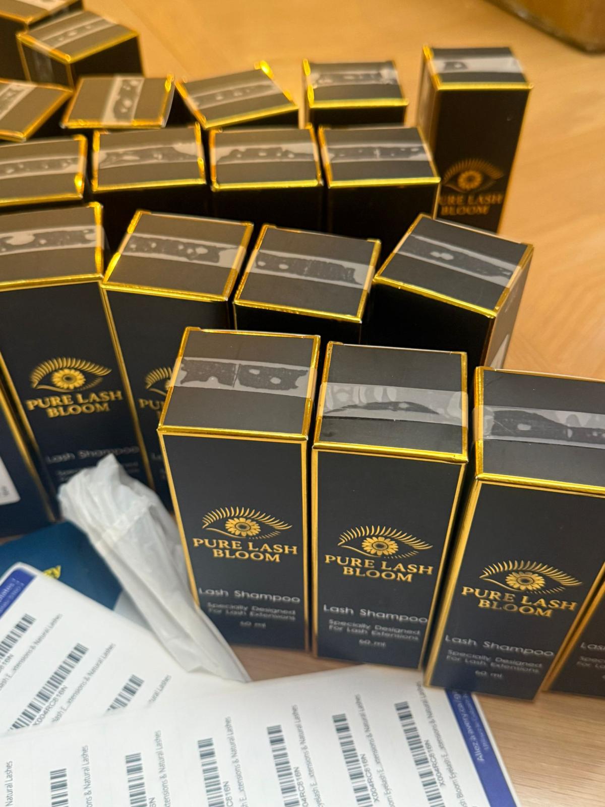 Eyelash Extension Shampoo 60ml with Brush