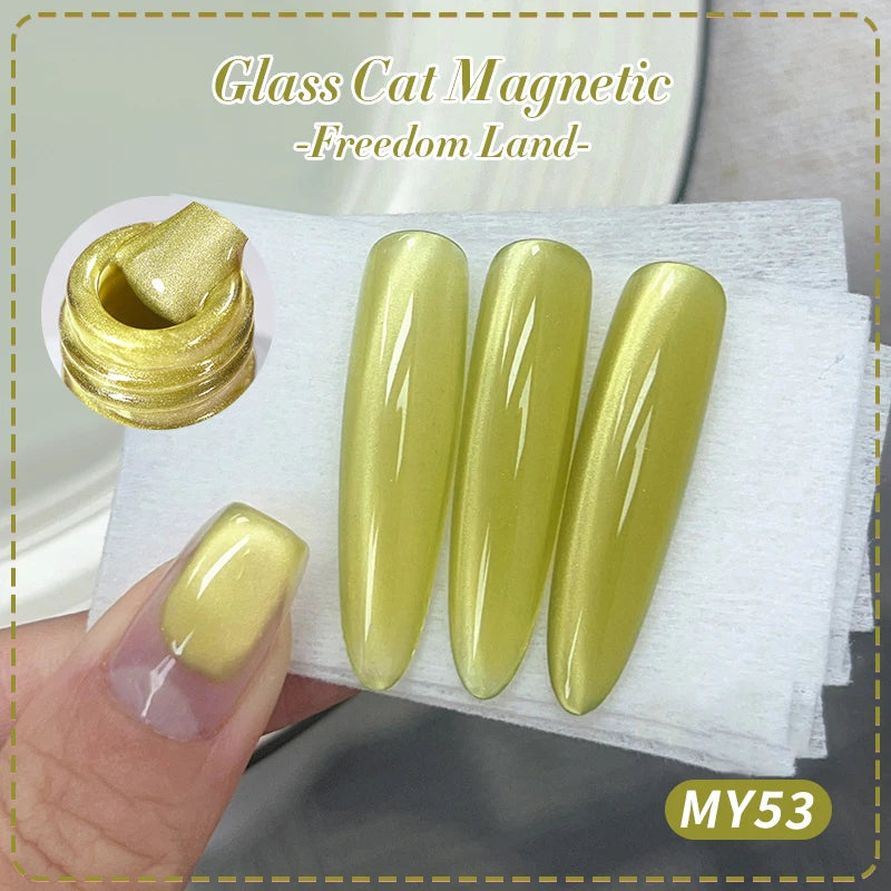 "Moonlight Cat Eye" Gel Manicure