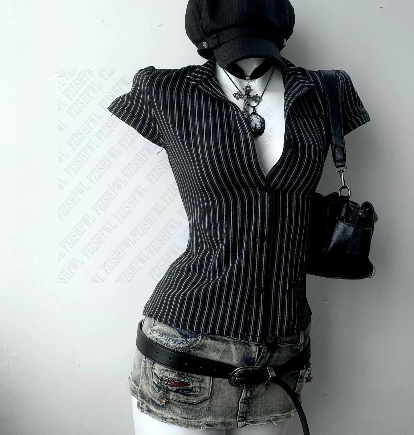 Women’s Y2K Striped Slim Sleeveless Top