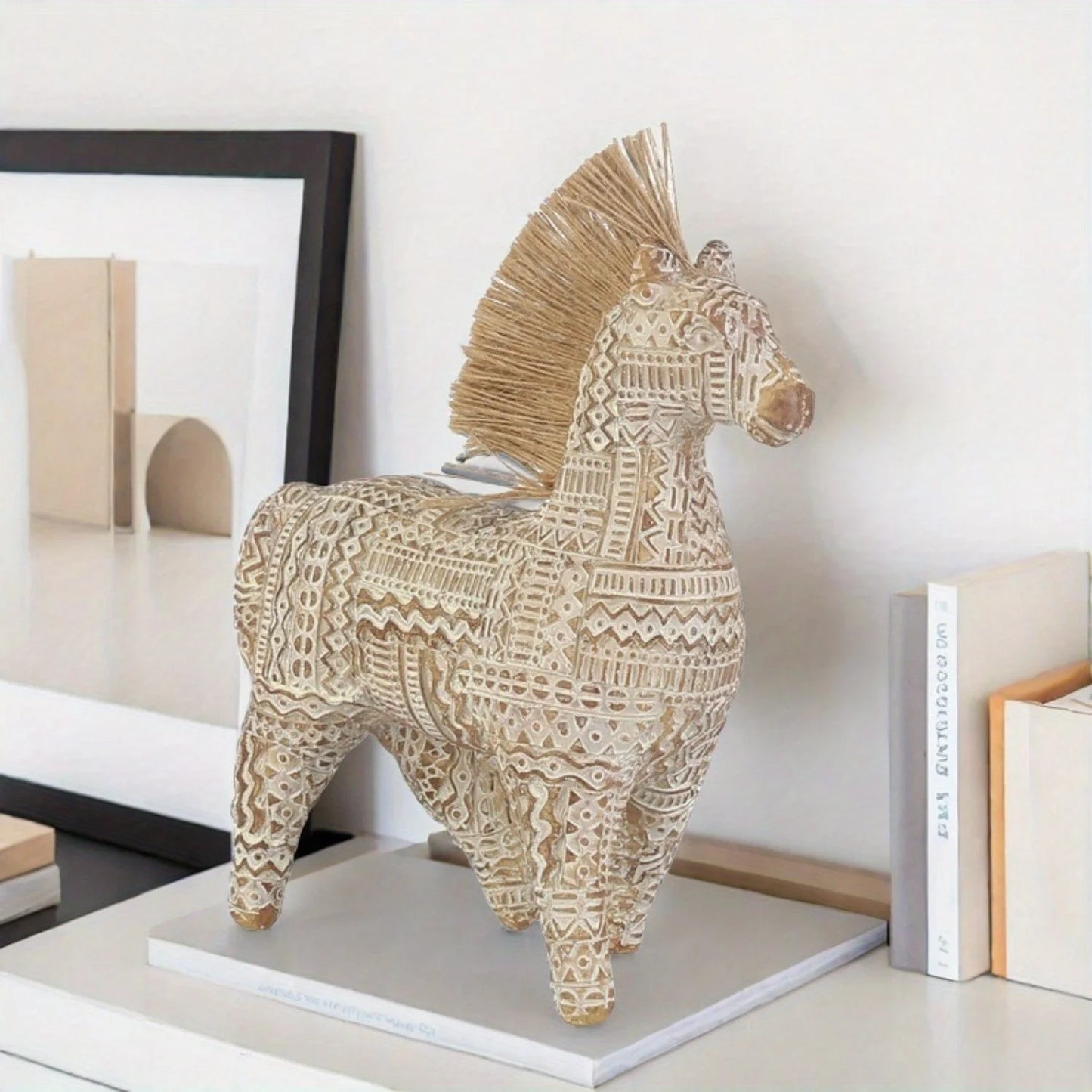 Modern Minimalist Home Decor, Pony Desktop