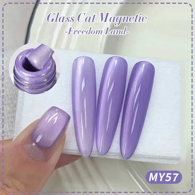 "Moonlight Cat Eye" Gel Manicure