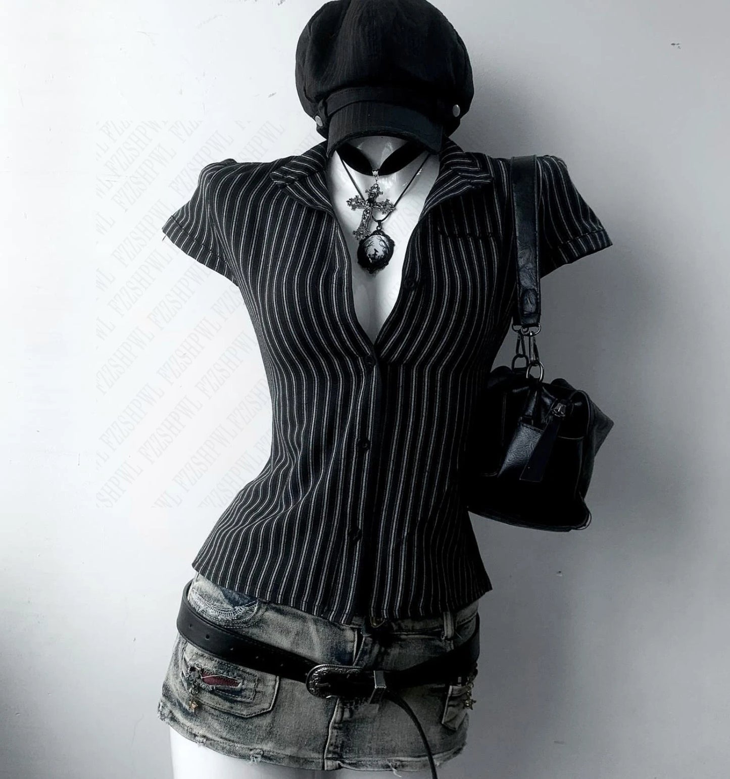Women’s Y2K Striped Slim Sleeveless Top