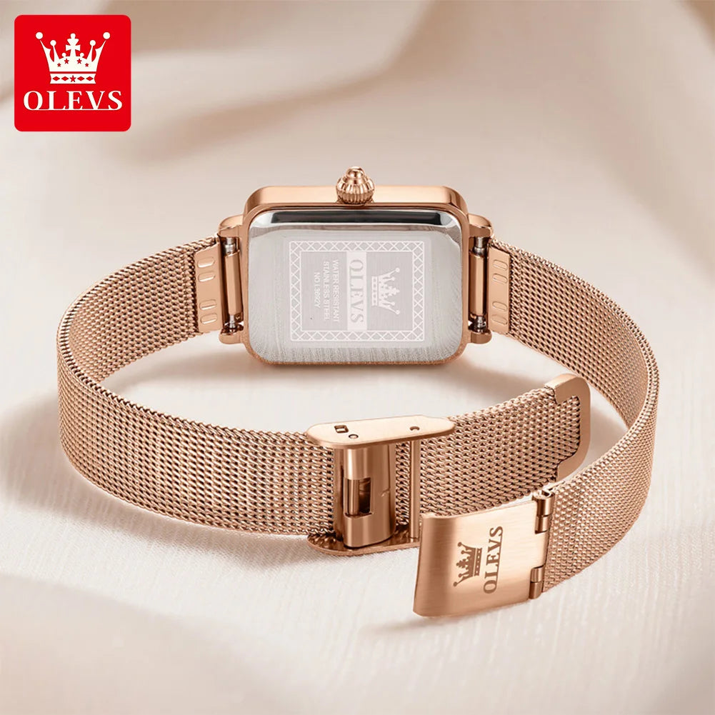 The Minimalist Contour Watch